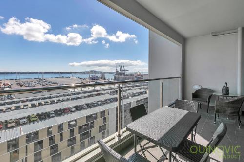 Qv Comfortable Waterfront Apartment - 848