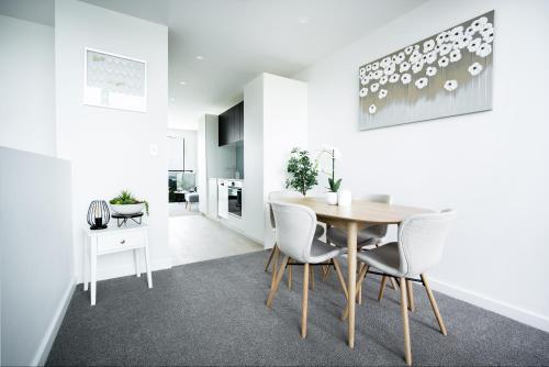 Chelseabay Modern Apartments