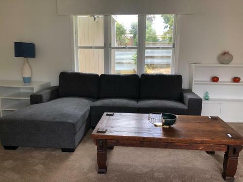 Comfortable Holiday Home At Mt Wellington