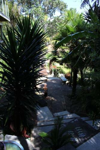 Hostal Neptune Coastal Haven