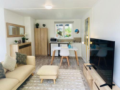 Hostal Takapuna Guest House