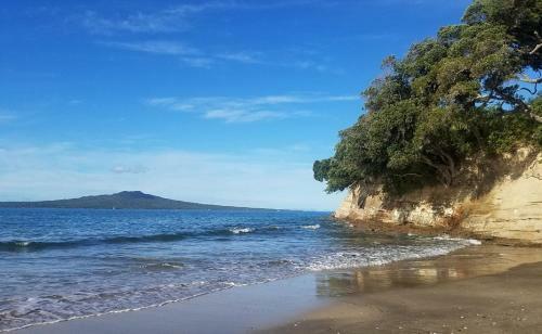 Hostal Takapuna Guest House