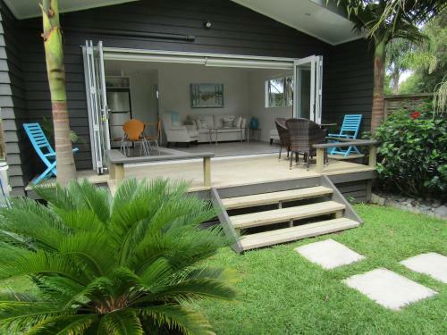 Hostal The Palms At Point Wells