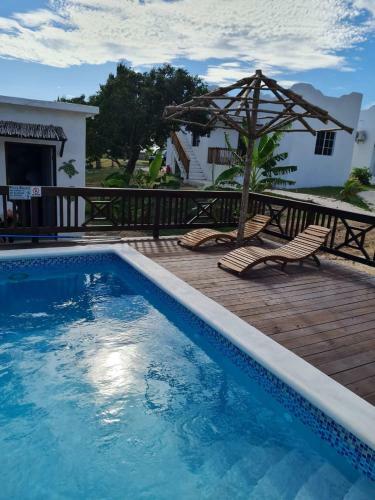 Azteca Villas