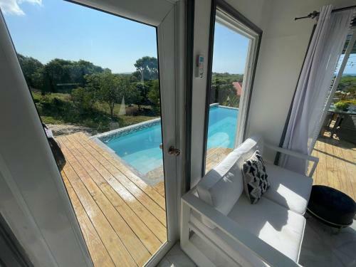 Lush Coastline Serviced Villa With Pool