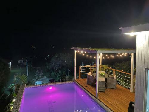 Lush Coastline Serviced Villa With Pool
