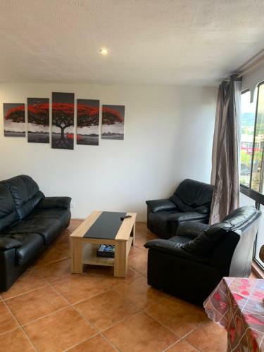 Apartamento F2 Tapu
