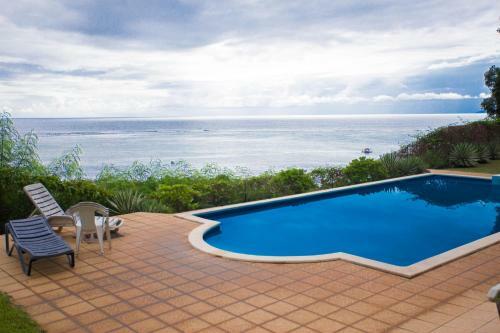 Apartamento Beau Duplex 2 Chambres Vue Mer Punaauia