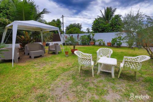 The Beach House In Punaauia