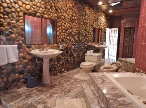 Hostal Rockcliff Villa