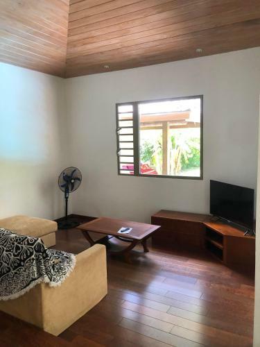 Moorea Temae Villa Walking Dist Beach And Golf
