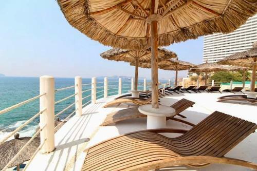 Apartamento Suite Frente Al Mar En El Coraz�n de Acapulco