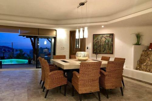 Casa Con Vista A La Bah�a (Servicio Incluido)
