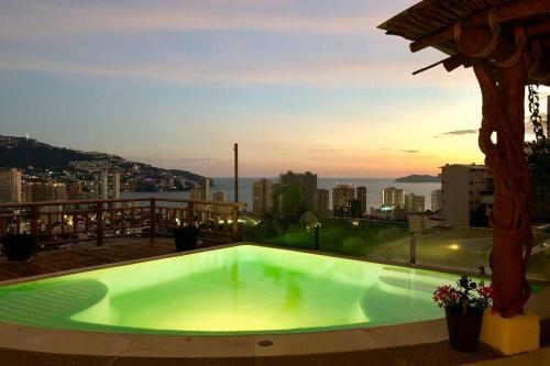 Casa Con Vista A La Bah�a (Servicio Incluido)