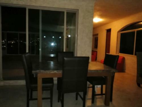 Hostal Y Suites Bah�a Acapulco