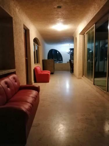 Hostal Y Suites Bah�a Acapulco