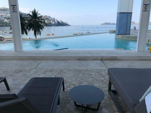 Apartamento Armando?s Le Club. Estr�nalo