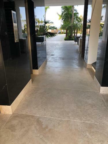 Apartamento Armando?s Le Club. Estr�nalo