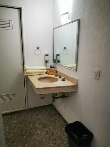 Hotel Las Torres Gemelas Acapulco