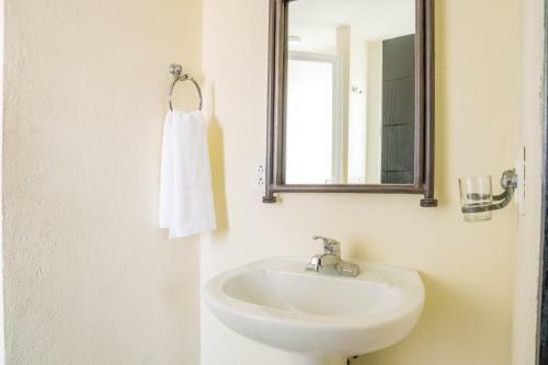 Apartamento C�ntrico Departamento Con Alberca Y Spa
