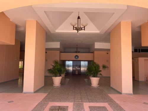 Beachfront Apartment In Acapulco, Ideal For Vacation Or Remote Working