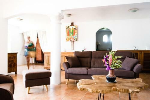 Hostal Villa Yrondi
