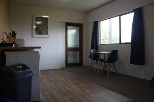 Gateway To Peninsula (downstairs Apartment)