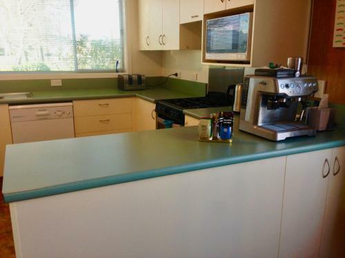 Hostal Big & Bright Guest House