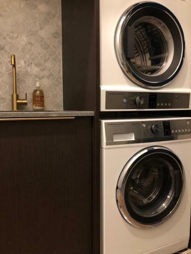 The Burlington Luxury Octagon Apartment