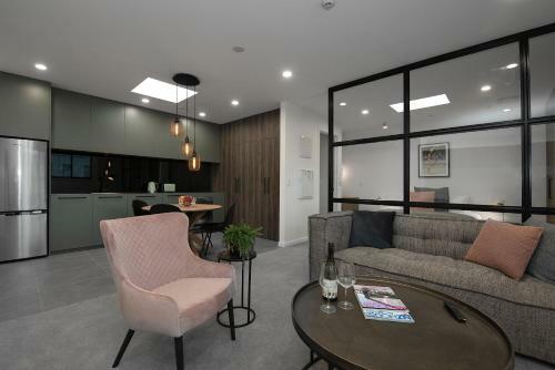Apartments On Moray