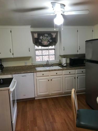 Lodge Artist Cottage
