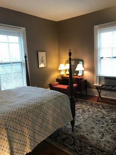 Lodge Artist Cottage