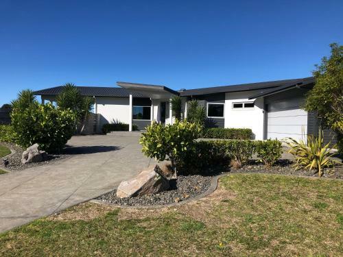 Wilsons Retreat - Hosts On-site
