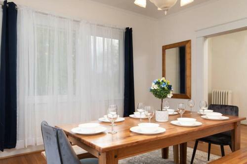 Glen Iris Rose-walkable To Dining, Uab-pets-wifi