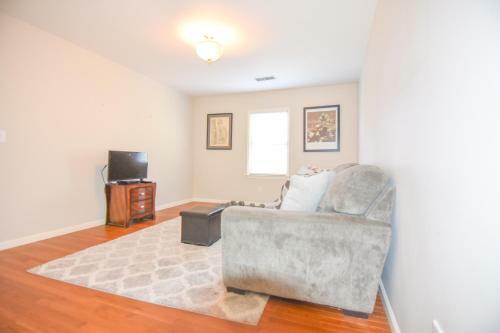 Lower 48 Montclair Property