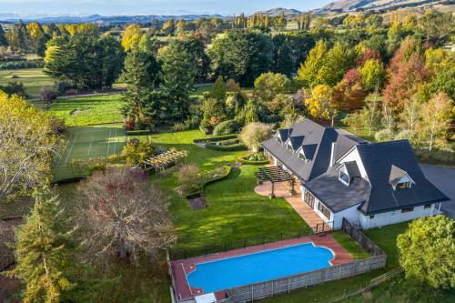 Villa Longbush Estate