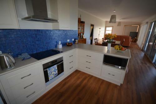 Bed & Breakfast Seascape Beach House