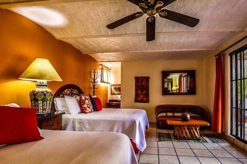 Posada Casa Del Sol Inn