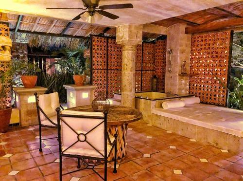 Casa Miura Hotel Boutique