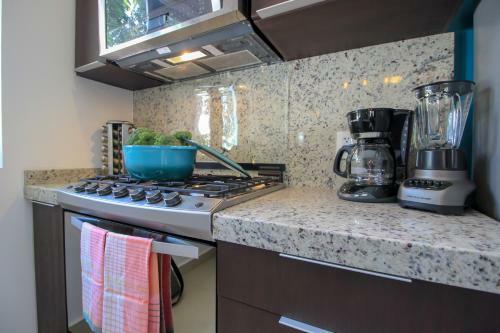 Apartamento Boho Tropical Style Condo Fully Equipped Private Screened Terrace By The Pool