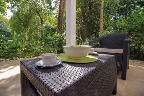 Fantastic Apartment Sensational Private Terrace With Pool View Surrounded By Lush Gardens