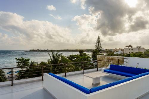 Bellamar! Incredible Beach Front Villa! Accept Events
