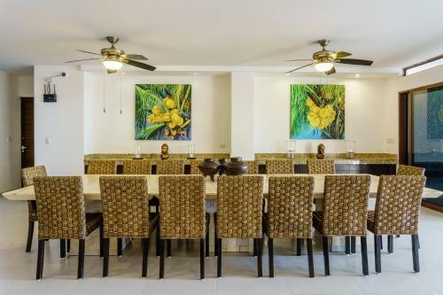 Bellamar! Incredible Beach Front Villa! Accept Events