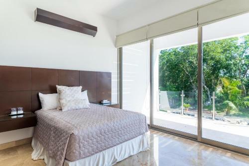 Villa Maya- Luxury Mansion