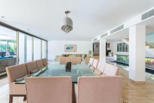 Villa Maya- Luxury Mansion