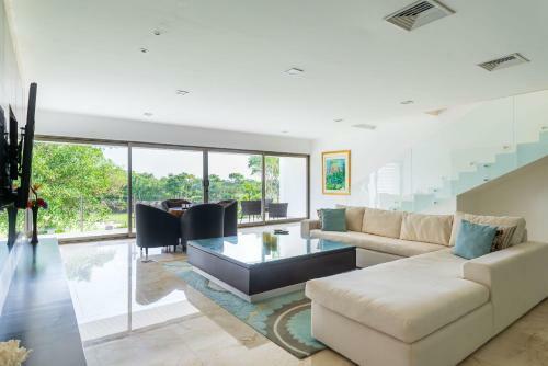 Villa Maya- Luxury Mansion