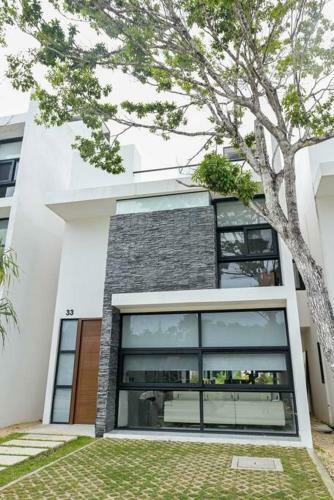 Villa Downtown 33