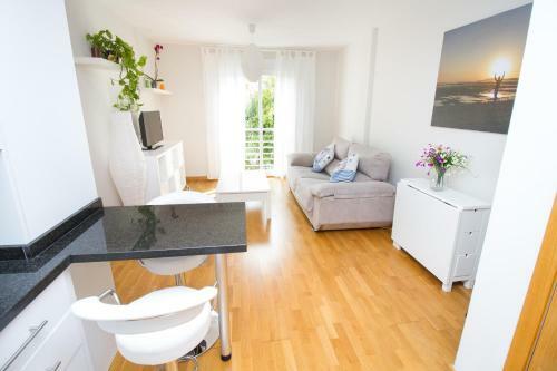 Charming Apartment In Pedregalejo