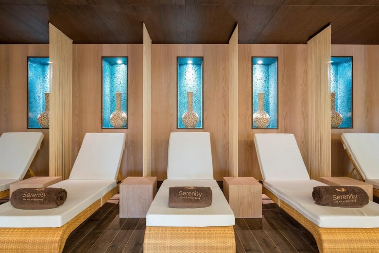 Pine Cliffs Hotel, A Luxury Collection Resort