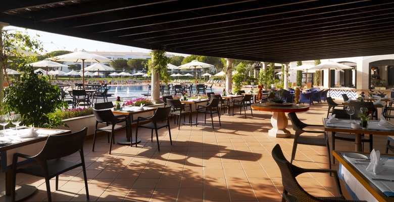 Pine Cliffs Hotel, A Luxury Collection Resort